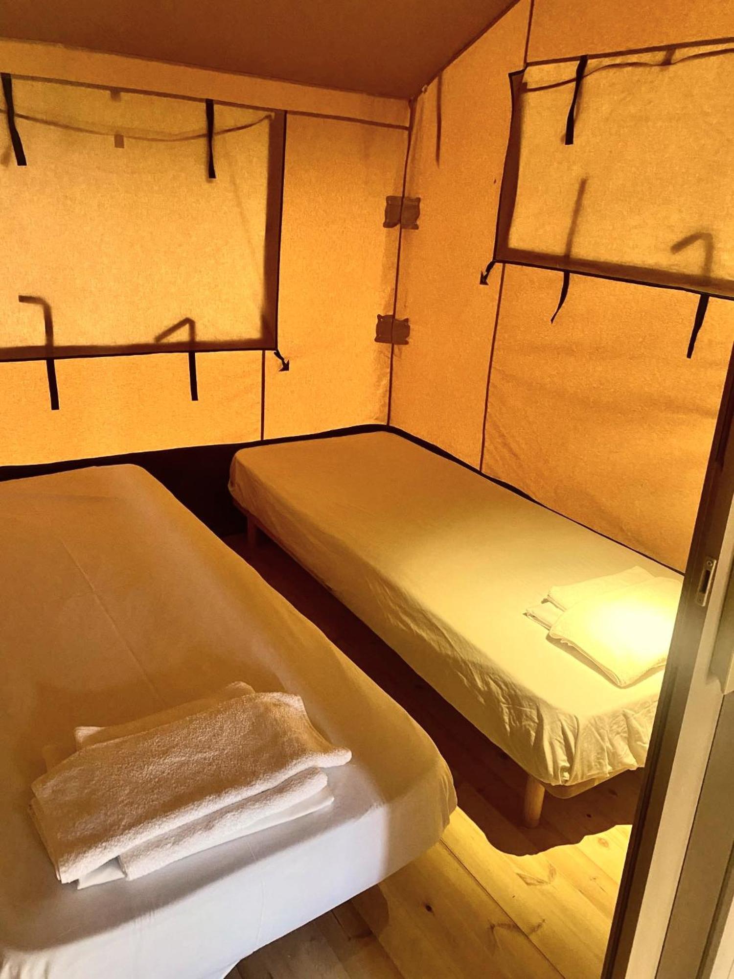 Nirikos Camping Spasmeni Vrisi Szoba fotó
