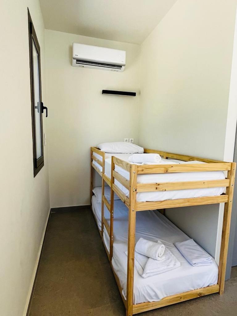 Nirikos Camping Spasmeni Vrisi Szoba fotó