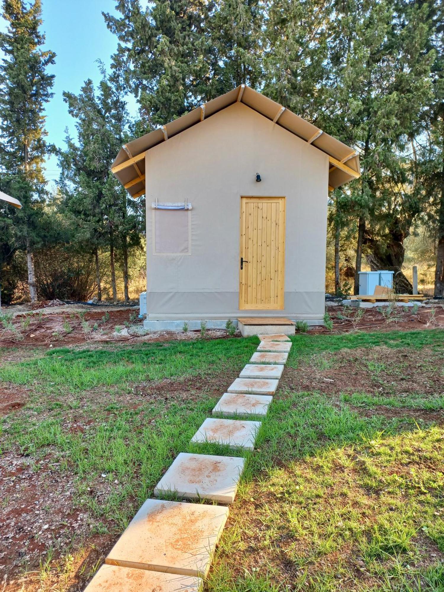 Nirikos Camping Spasmeni Vrisi Szoba fotó