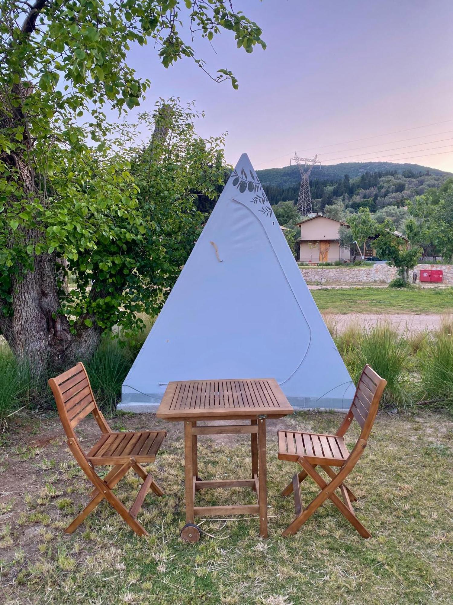 Nirikos Camping Spasmeni Vrisi Kültér fotó